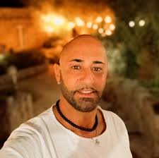 Due settimane dopo l'intervento ricostruttivo al ginocchio sinistro, è  tempo di un primo bilancio con il Milan. Sul tavolo le ipotesi di un nuovo  contratto 🔴⚫👇