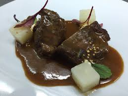 Maybe you would like to learn more about one of these? Gusto Mediterraneo La Ricetta Del Giorno Guancia Di Maiale Brasata Secondo Tradizione Emulsione Di Senape Sedano Rapa Alla Birra Gusto Mediterraneo