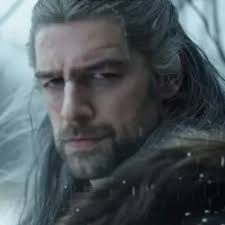 A visual evolution of Batman's Utility Belt in cinema (1943-2022). Which is  your favorite?🦇🎥