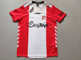 This term originates from the famous blue shirts with a wide white stripe down their centre worn by birmingham city in the 70's, and has filtered into mainstream kit collectors. Fc Emmen Home 2020 2021 Football Shirt Club Football Shirts