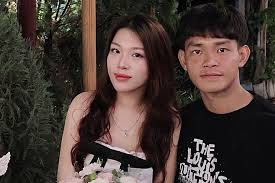 Nửa kia của tiền đạo Bùi Vĩ Hào