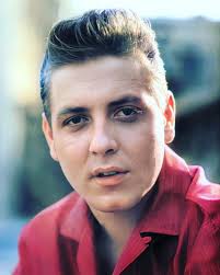 Remembering the great Eddie Cochran today. I wonder what he would have  achieved had he lived beyond the ridiculously young age of 21. How many  great guitar solos, songs, performances, instrumentals, movie