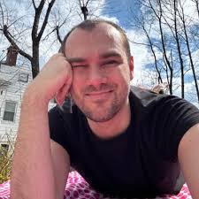 Oona Dicker (@missoonapetunia)