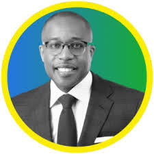 Shannon Comstock's Instagram, Twitter & Facebook