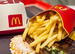 Bahan ayam goreng tepung mcd dapat ditemukan di dapur rumahmu seperti ayam, tepung terigu, tepung maizena, garam, dan bahan sederhana cara membuat ayam goreng ala mcdonald's. Mitos Mengenai Makanan Mcdonald Untuk Berhenti Percaya Restoran