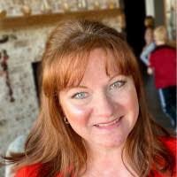 Nicole Twitchell's Instagram, Twitter & Facebook