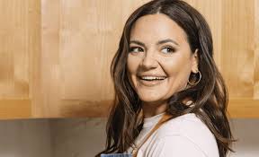 Carissa Stanton's Instagram, Twitter & Facebook