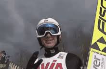 Die stadt liegt am westrand der gnesener seenplatte in der . Skoki Gifs Tenor