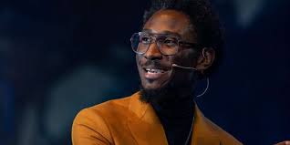 Black Photographer Exhibits at Shopping Centre Where he was Accused of Theft