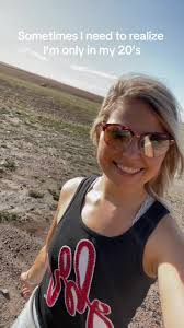 Tara Schrader's Instagram, Twitter & Facebook