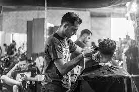 Apprentissage Coiffure Le Guide De L Apprenti Coiffeur Guide Complet