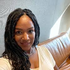 Starla Goss's Instagram, Twitter & Facebook