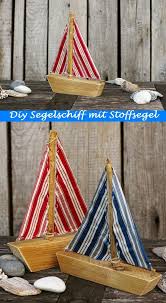 Segelschiffe Aus Holz Kannst Du Schnell Selberbauen Ein Tolles Geschenk Fur Freundinnen Die Das Meer Lieben Kinder Basteln Holz Boot Basteln Strand Basteln