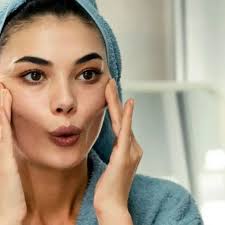 Mabel Carrillo, experta en YOGA FACIAL, de 51 años: "El yoga facial  estimula la producción de colágeno"