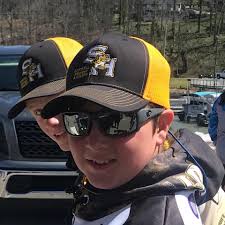 We want to wish Shawn Rea a happy birthday.