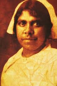 Holly Cornish's Instagram, Twitter & Facebook