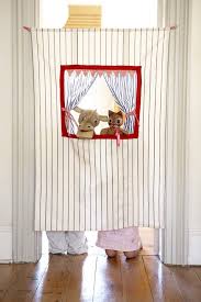 Doorway Puppet Theatre Doorway Puppet Theater Puppet Theater Diy For Kids