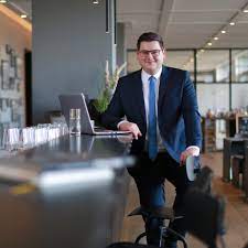 Die perfekte kombination aus sparanlage, gewinnchancen und der möglichkeit, zu helfen. Marco Eck Marktbereichsleiter Firmenkunden Vr Bank Sudpfalz Eg Xing