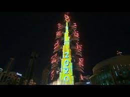 2020 Nye Fireworks Live In Dubai New Years Eve Fireworks New Year Fireworks Burj Khalifa