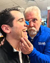 Last night the Bethlehem Chamber and Young Professionals Council celebrated  the holidays at Twisted Tees with Bethlehem native Daniel Roebuck! If you  don't already know, Danny produced and stared in his newest