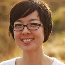 Shelley Dodson's Instagram, Twitter & Facebook