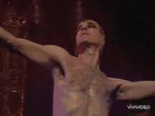 Outros famosos já tiveram a foto íntima vazada, mas no caso de ney matogrosso, foi sem querer, já que seu instagram não foi invadido.o cantor virou assunto no twitter e as brincadeiras começaram: Ney Matogrosso Gif Ney Matogrosso Discover Share Gifs