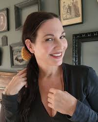 Knit Hair Bow, Handknitted Maize Yellow Ponytail Holder or Hair Band,  Vintage La