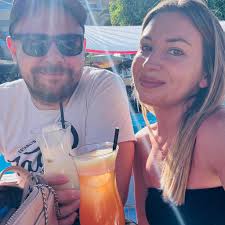 Hi all, Not sure if this is a silly question but I have analysed all my  tracks and set the beat grids up and locked them. Just gone to open Serato  and