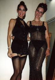 Die anderen bellas überreden beca jedoch dazu, zuzusagen und aufzutreten, als sie einsehen, dass das leben nach dem college doch nicht so schlimm ist wie sie am anfang angenommen hatten. Anna Maria Kaufmann Missfizz Band Fur Hochzeit Party Event Lounge