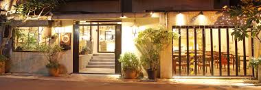 珠寶盒法式點心坊安和店全景 boitedebijou 珠寶盒法式點心坊 店景 安和 夜景 outdoor structures pergola outdoor