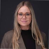 Hailey Brancheau's Instagram, Twitter & Facebook