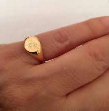 Bestseller add to favorites signet shiny gold ring circle pinky ring 18k minimalistic pinky dome. Manchester Bee Ring Gold Pinky Ring Personalisierte Etsy