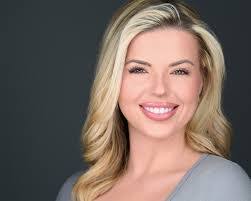 Caitlin Mchenry's Instagram, Twitter & Facebook