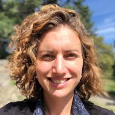 mastered #classof2020 #classof2020 #blackgirlmagic #blackgradsmatter  #blackgrads #mastersdegree #imasteredthat #deanslist #cunysps #msbml #cuny  #blackgirlsgraduate #degreedup #gradszn…