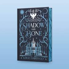 Published on june 5, 2012, the novel is narrated by alina starkov: Shadow Bone By Leigh Bardugo Collector S Edition Fairyloot