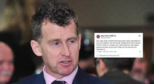 Nigel Owens has shown his amazing generosity yet again...