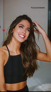 She says she loves you, but she doesn't love you like me, she begins singing tini stoessel, better known as teen, in his new theme she says, whose premiere comes this july 15 to various digital platforms. Pin De Chandler Bing En Tini Stoessel Martina Stoessel Instagram Fotos De Martina Stoessel Celebridades