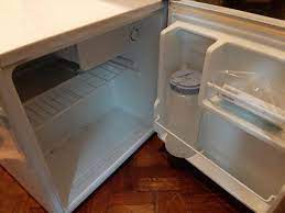 Sunstar 21 cubic foot dc electric chest style freezer or fridge quantity. American Home Abr 50w 1 8 Cu Ft Single Door Refrigerator Tv Home Appliances Kitchen Appliances Refrigerators And Freezers On Carousell