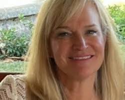 Anna Twitchell's Instagram, Twitter & Facebook