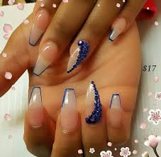 Ombre Black And Clear Nails Pin By Gracie Hernandez On Nail D It Blue And Silver Nails Royal Blue Nails Designs Blue Prom Nails