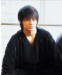 綾野剛 おしゃれまとめの人気アイデア pinterest かなこ 俳優 女優 ドラマ