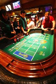 3 Dice Football Debuts At O Sheas Las Vegas Football Las Vegas Table Games
