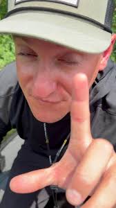 Hunter is putting the hammer down with the Dobyns Sierra Series Rod.  #hammer #dobynsrods #dobynssierra #bassfishing