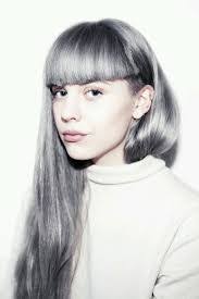 Laura Munsch's Instagram, Twitter & Facebook