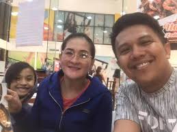 Hansel and Phove Lifestyle