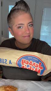 Jersey mikes all thanks to @Brian Miller 🥰 and I address some personal  shit too😁 #foodie #eatwithme #mukbang #lunch #jerseymikes #asubabove  #messy #divorcetalk #Burt