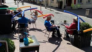German Cafe Tells Customers To Wear Pool Noodles To Enforce Social Distancing Cnn