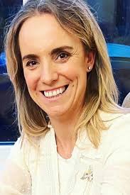 Showman designs breast cancer pin for charity