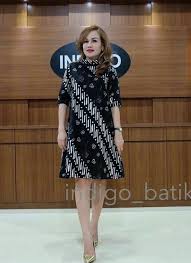 Elegan Model Pakaian Pakaian Wanita Model Pakaian Wanita