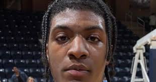 Holliday, Indians fight off Tigers for 1-4A title